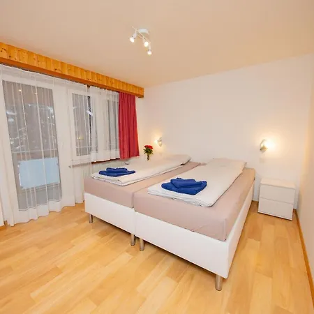 Haus Lejlighed Saas-Grund