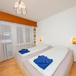 Haus Apartment *