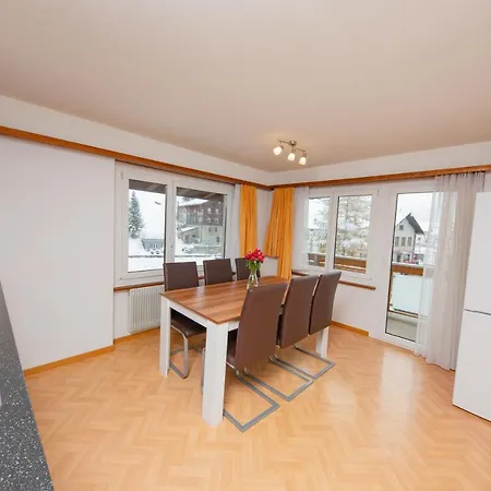 Haus * Saas-Grund
